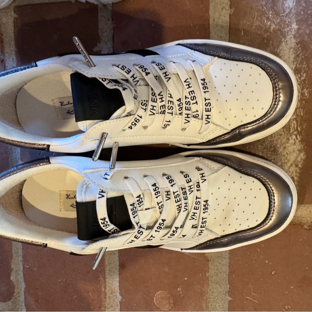 White Leather Vintage Havana Sneakers with Silver Trim
